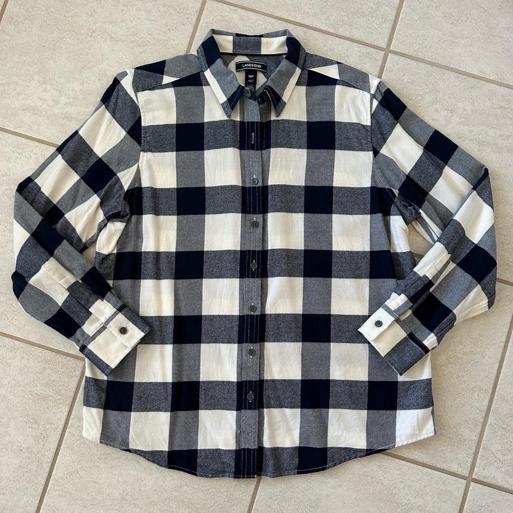 Lands End Women’s Navy/Cream Plaid Flannel Shirt